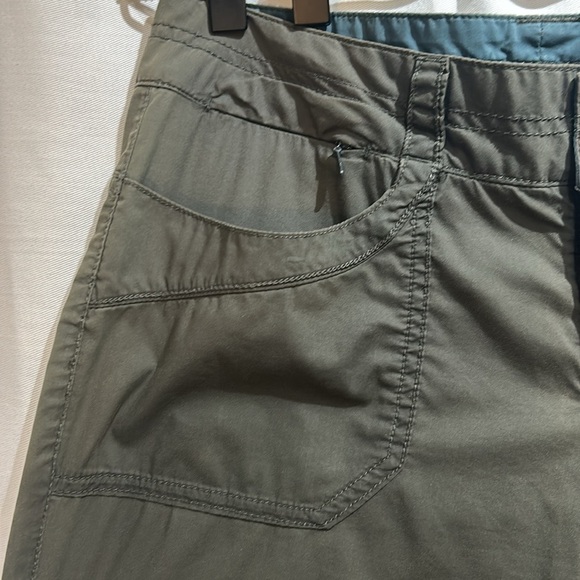 REI Women’s Willow Roll Up Pants Size 4 Green - Picture 3 of 9